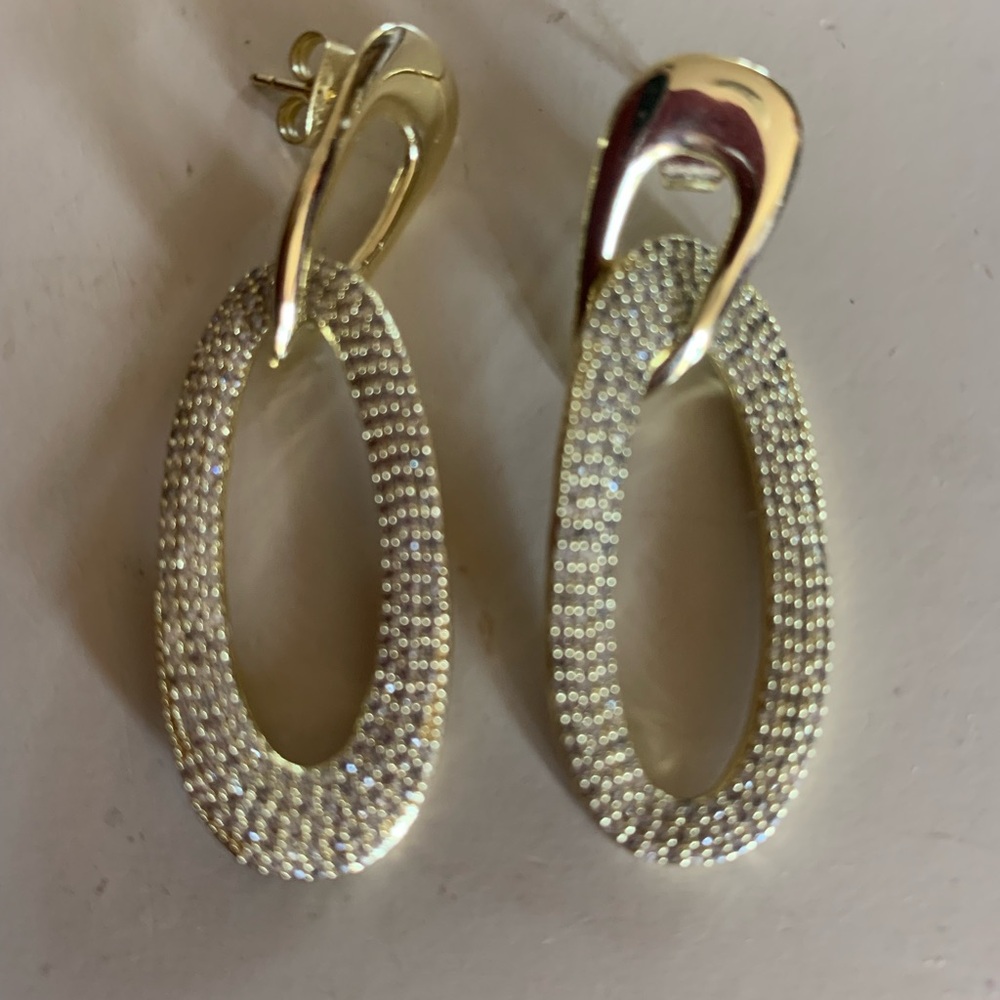 Beautiful Gold earrings - worn once for wedding